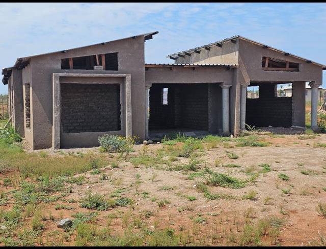 3 BEDROOM HOUSE FOR SALE IN SINTHUMULE